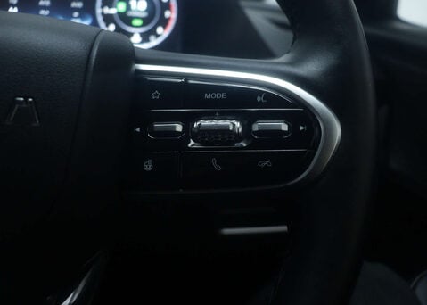 OMODA 5 1.6 5 Noble Auto 5dr 36