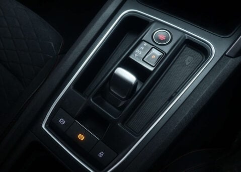 SEAT Leon 1.4 Leon FR PHEV Semi-Auto 5dr 34