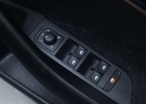 Skoda Kamiq 1.5 Kamiq SE L Executive TSi Semi-Auto 5dr 39