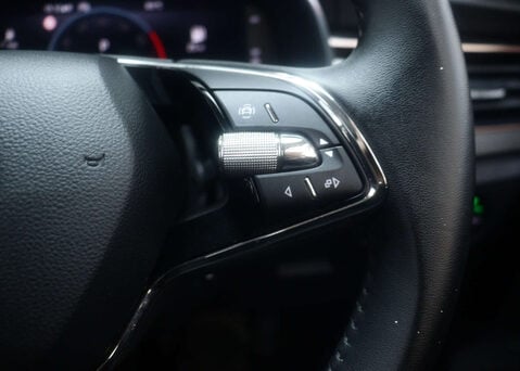 Skoda Kamiq 1.5 Kamiq SE L Executive TSi Semi-Auto 5dr 35