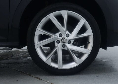 Skoda Kamiq 1.5 Kamiq SE L Executive TSi Semi-Auto 5dr 14