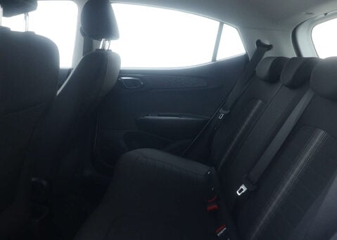 Hyundai i10 1.0 i10 SE Connect MPI Auto 5dr 43