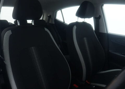 Hyundai i10 1.0 i10 SE Connect MPI Auto 5dr 39