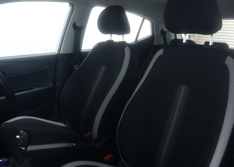 Hyundai i10 1.0 i10 SE Connect MPI Auto 5dr 42