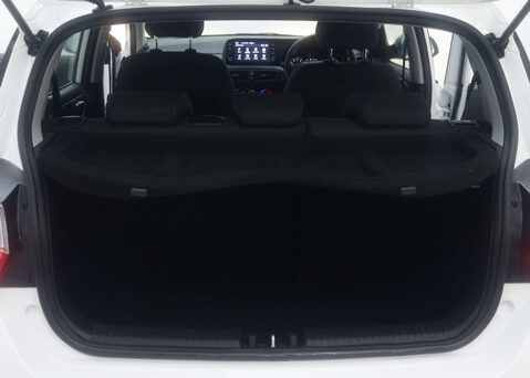 Hyundai i10 1.0 i10 SE Connect MPI Auto 5dr 45