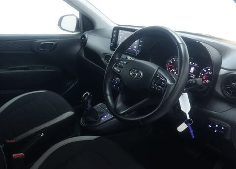 Hyundai i10 1.0 i10 SE Connect MPI Auto 5dr 37