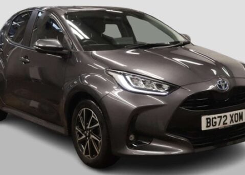Toyota Yaris 1.5 Yaris Design HEV CVT 5dr 1