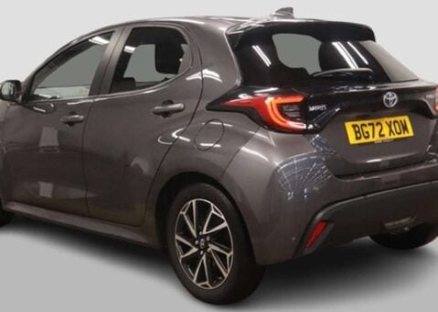 Toyota Yaris 1.5 Yaris Design HEV CVT 5dr 7