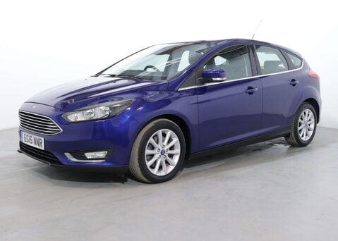 Ford Focus 1.5 Focus Titanium 5dr 8