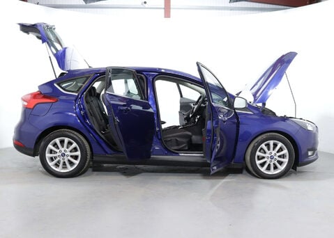 Ford Focus 1.5 Focus Titanium 5dr 57