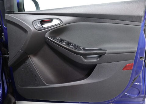 Ford Focus 1.5 Focus Titanium 5dr 41