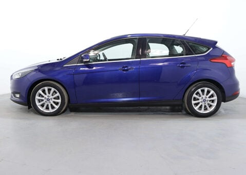 Ford Focus 1.5 Focus Titanium 5dr 9