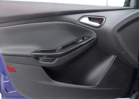 Ford Focus 1.5 Focus Titanium 5dr 45