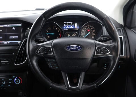 Ford Focus 1.5 Focus Titanium 5dr 19