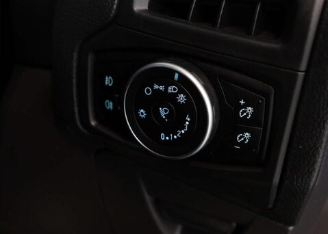 Ford Focus 1.5 Focus Titanium 5dr 35