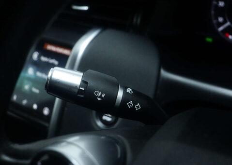 Land Rover Discovery Sport 2.0 Discovery Sport S D Auto 4WD 5dr 34