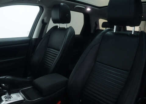 Land Rover Discovery Sport 2.0 Discovery Sport S D Auto 4WD 5dr 43