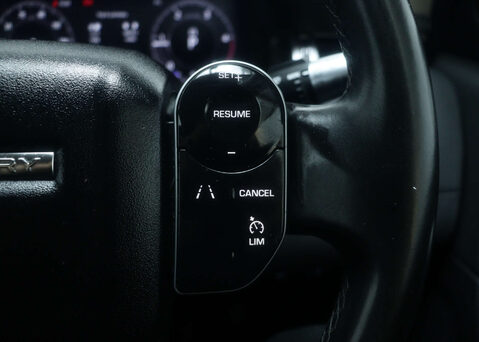 Land Rover Discovery Sport 2.0 Discovery Sport S D Auto 4WD 5dr 33