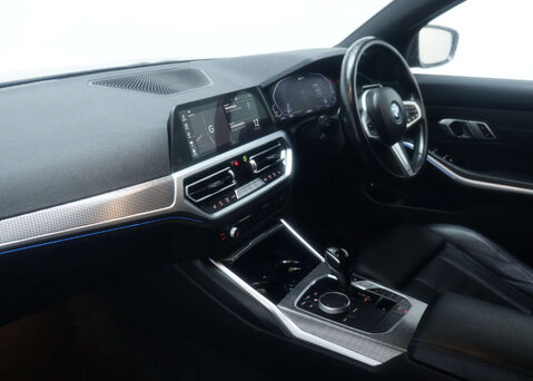 BMW 3 Series 2.0 330E M Sport Auto 5dr 49