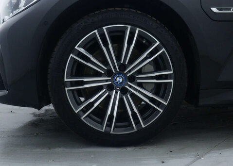 BMW 3 Series 2.0 330E M Sport Auto 5dr 15