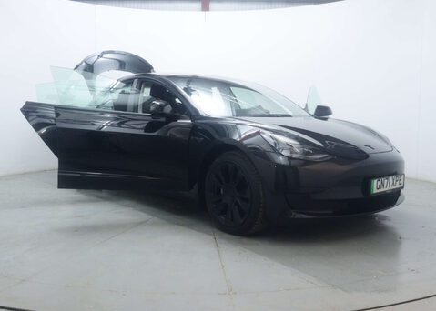 Tesla Model 3 Model 3 Standard Range + 4dr 45