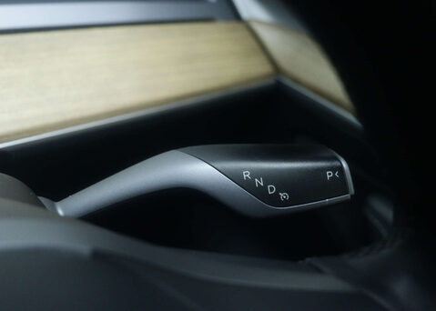 Tesla Model 3 Model 3 Standard Range + 4dr 32