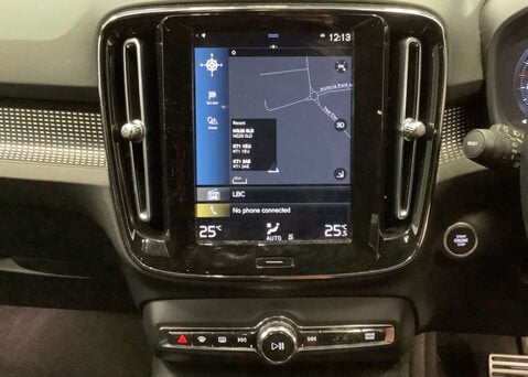 Volvo XC40 1.5 XC40 R-Design T5 Recharge Auto 5dr 10