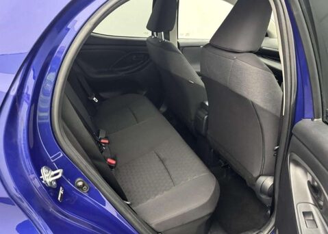 Toyota Yaris 1.5 Yaris Design HEV CVT 5dr 8