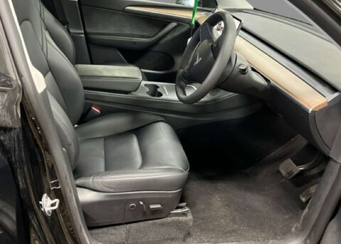 Tesla Model Y Model Y RWD 5dr 10