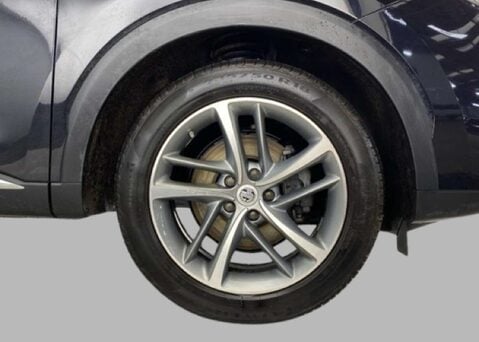 MG HS 1.5 MG HS Exclusive Semi-Auto 5dr 10