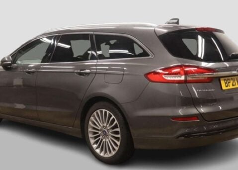 Ford Mondeo 2.0 Mondeo Titanium Edition HEV Auto 5dr 7