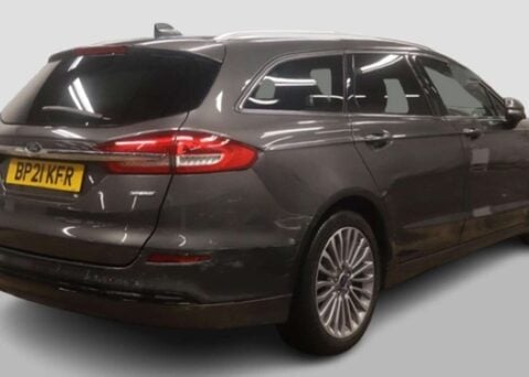 Ford Mondeo 2.0 Mondeo Titanium Edition HEV Auto 5dr 8