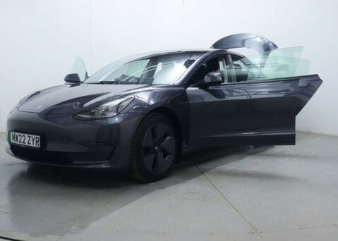 Tesla Model 3 Model 3 Long Range AWD 4WD 4dr 52