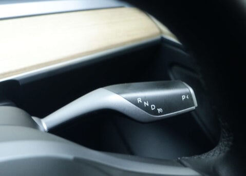 Tesla Model 3 Model 3 Long Range AWD 4WD 4dr 34