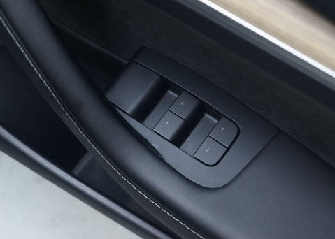 Tesla Model 3 Model 3 Long Range AWD 4WD 4dr 35