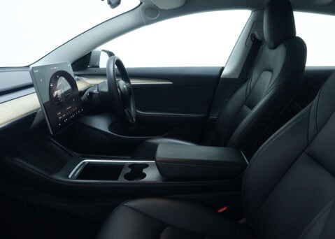 Tesla Model 3 Model 3 Long Range AWD 4WD 4dr 42