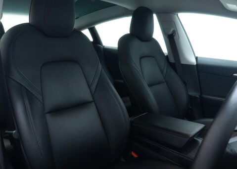 Tesla Model 3 Model 3 Long Range AWD 4WD 4dr 40