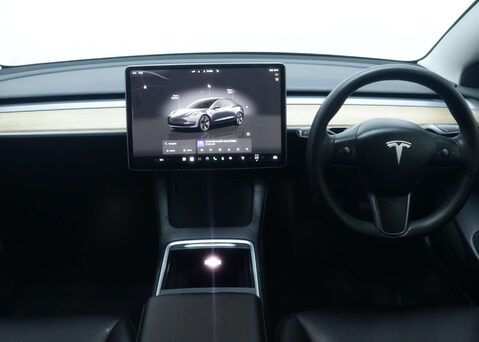 Tesla Model 3 Model 3 Long Range AWD 4WD 4dr 18