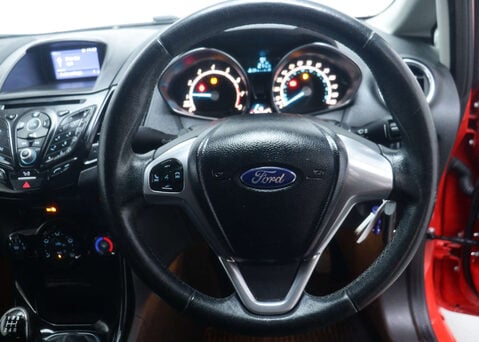 Ford Fiesta 1.2 Fiesta Zetec 3dr 33