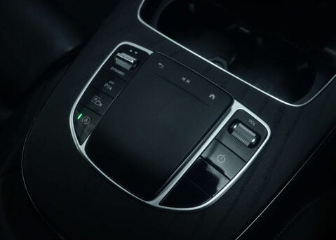 Mercedes-Benz E Class 2.0 E 200 AMG Line MHEV Auto 4dr 35