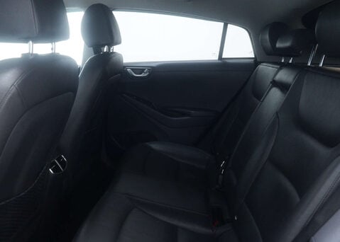 Hyundai IONIQ 1.6 IONIQ Premium SE PHEV Semi-Auto 5dr 53