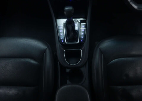 Hyundai IONIQ 1.6 IONIQ Premium SE PHEV Semi-Auto 5dr 20