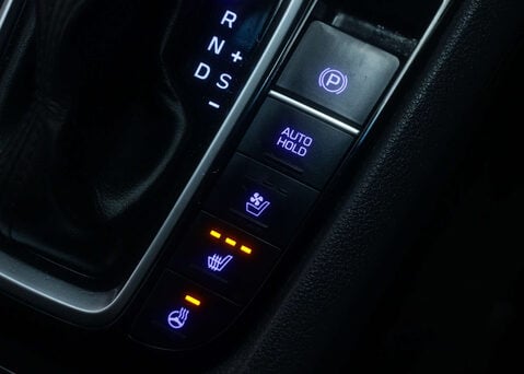 Hyundai IONIQ 1.6 IONIQ Premium SE PHEV Semi-Auto 5dr 34