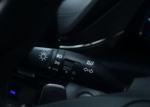 Hyundai IONIQ 1.6 IONIQ Premium SE PHEV Semi-Auto 5dr 39