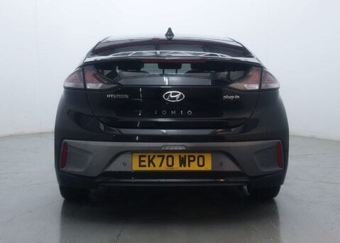 Hyundai IONIQ 1.6 IONIQ Premium SE PHEV Semi-Auto 5dr 10