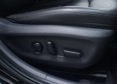 Hyundai IONIQ 1.6 IONIQ Premium SE PHEV Semi-Auto 5dr 44