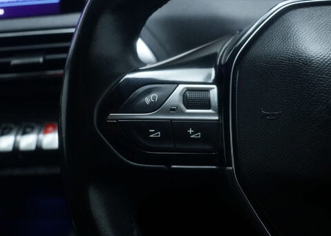 Peugeot 3008 1.5 3008 Allure Blue HDi S/S 5dr 30