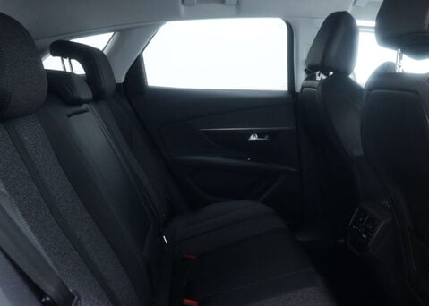 Peugeot 3008 1.5 3008 Allure Blue HDi S/S 5dr 42