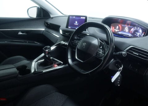 Peugeot 3008 1.5 3008 Allure Blue HDi S/S 5dr 34