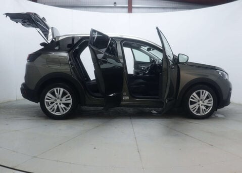 Peugeot 3008 1.5 3008 Allure Blue HDi S/S 5dr 51